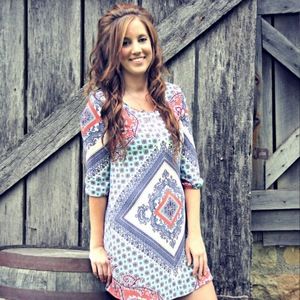 Meet your Posher, Caitlin